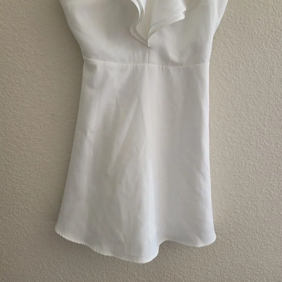 Lulu's NWT Divine Darling White Ruffled Skater Dress size M - Picture 5 of 9